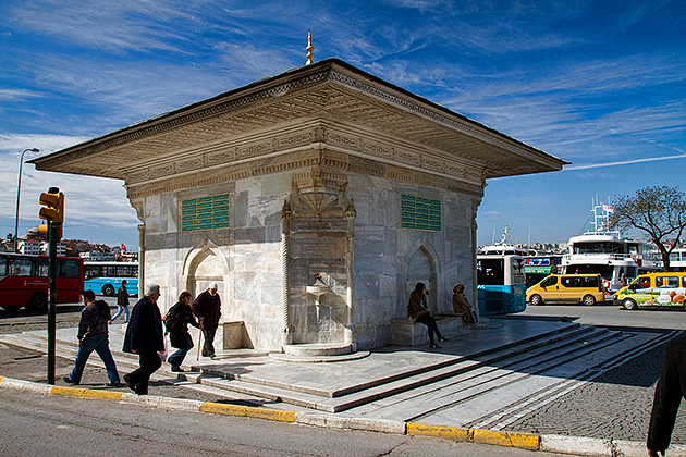 Read more about the article A Day in Üsküdar