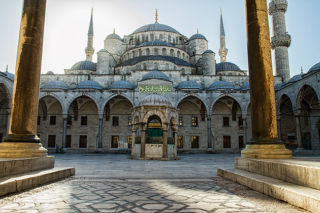Read more about the article The Blue Mosque