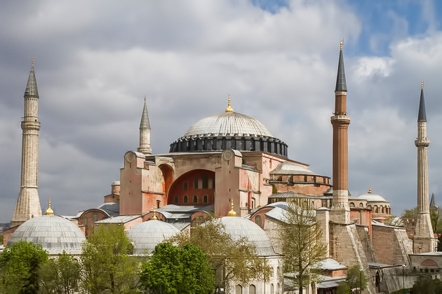 Read more about the article Inside the Hagia Sophia